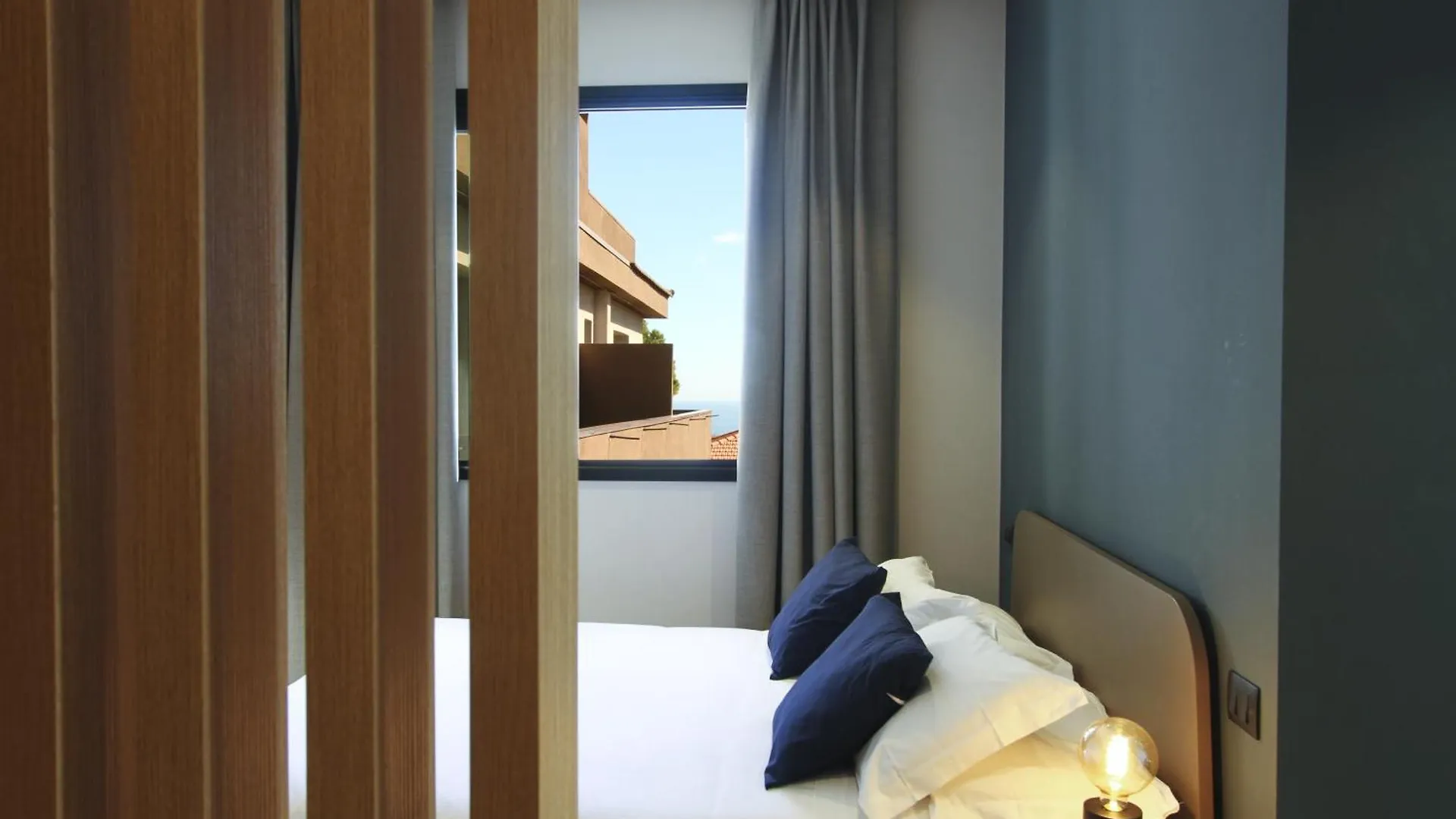 **** מלון דירות קטאניה Ollen Apartments איטליה